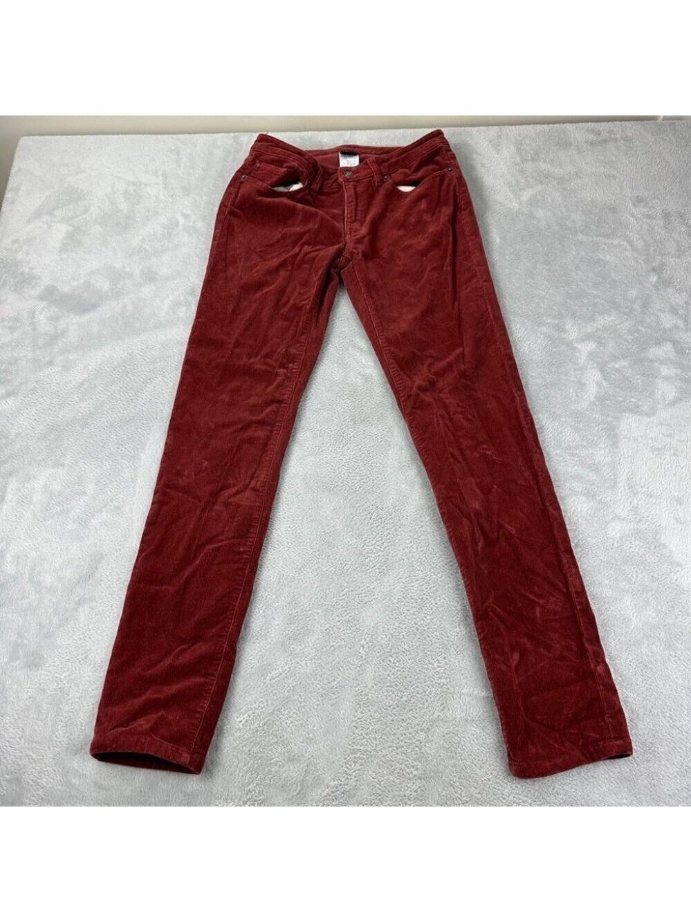 Patagonia Women’s Size 28 US Corduroy Wine Skinny Pants 55055 Style Number